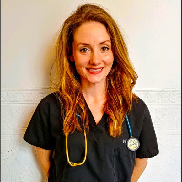 Meet your posher, Phoebe - Picture 1 of 1